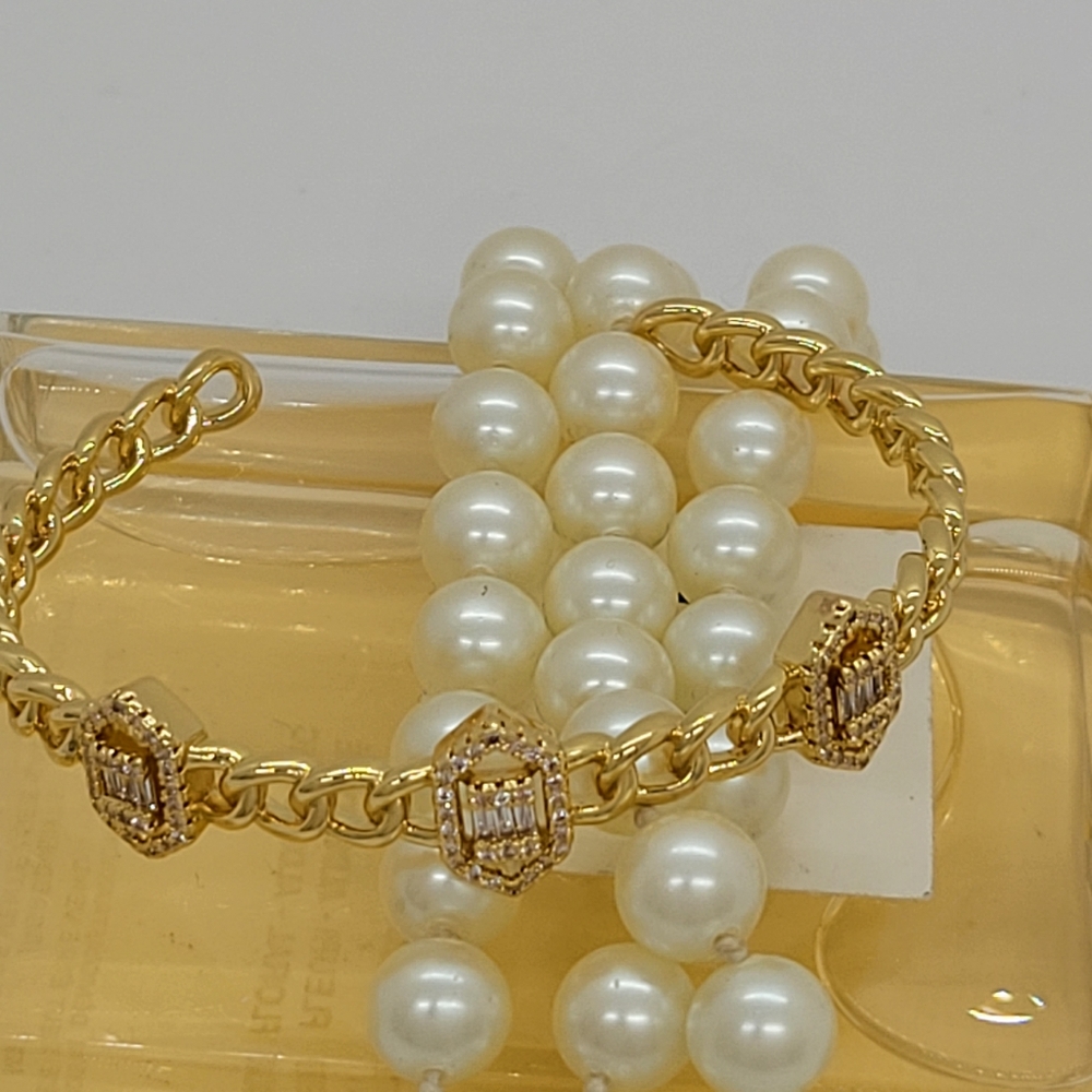 NWOT 14k Gold Plated Luxurious Bracelet - Picture 5 of 8